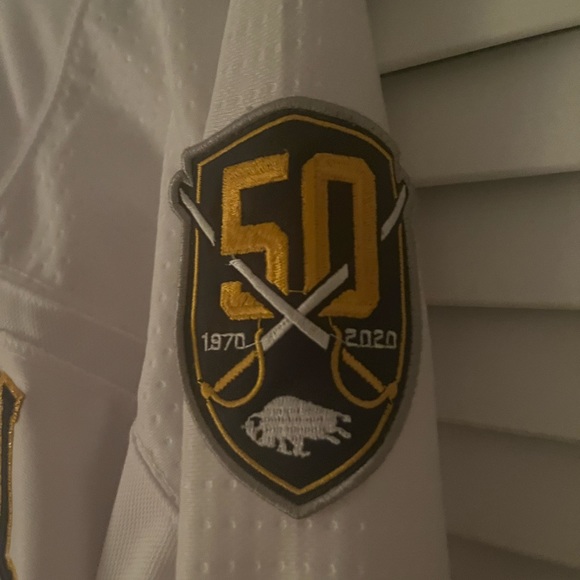 Jack Eichel Buffalo Sabers jersey #9 - Picture 2 of 3